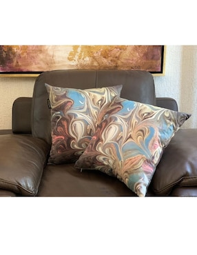 Cojín decorativo Nataly Rodriguez sublimado Alicia azul con rosa