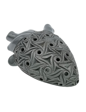 Escultura Yuu Nges Corazón