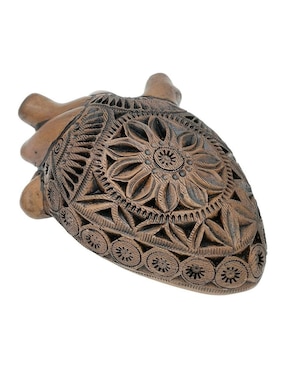 Escultura Yuu Nges Corazón