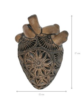 Escultura Yuu Nges Corazón