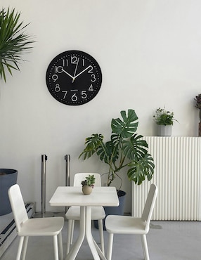 Reloj de pared Zonana de plástico