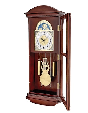 Reloj de pared Bulova de madera