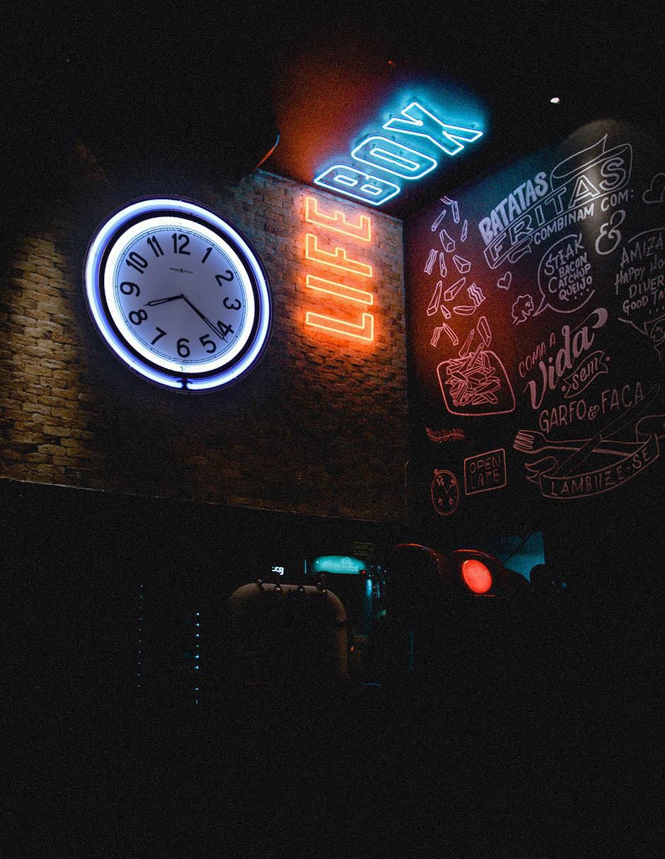 Reloj de pared de vidrio 2