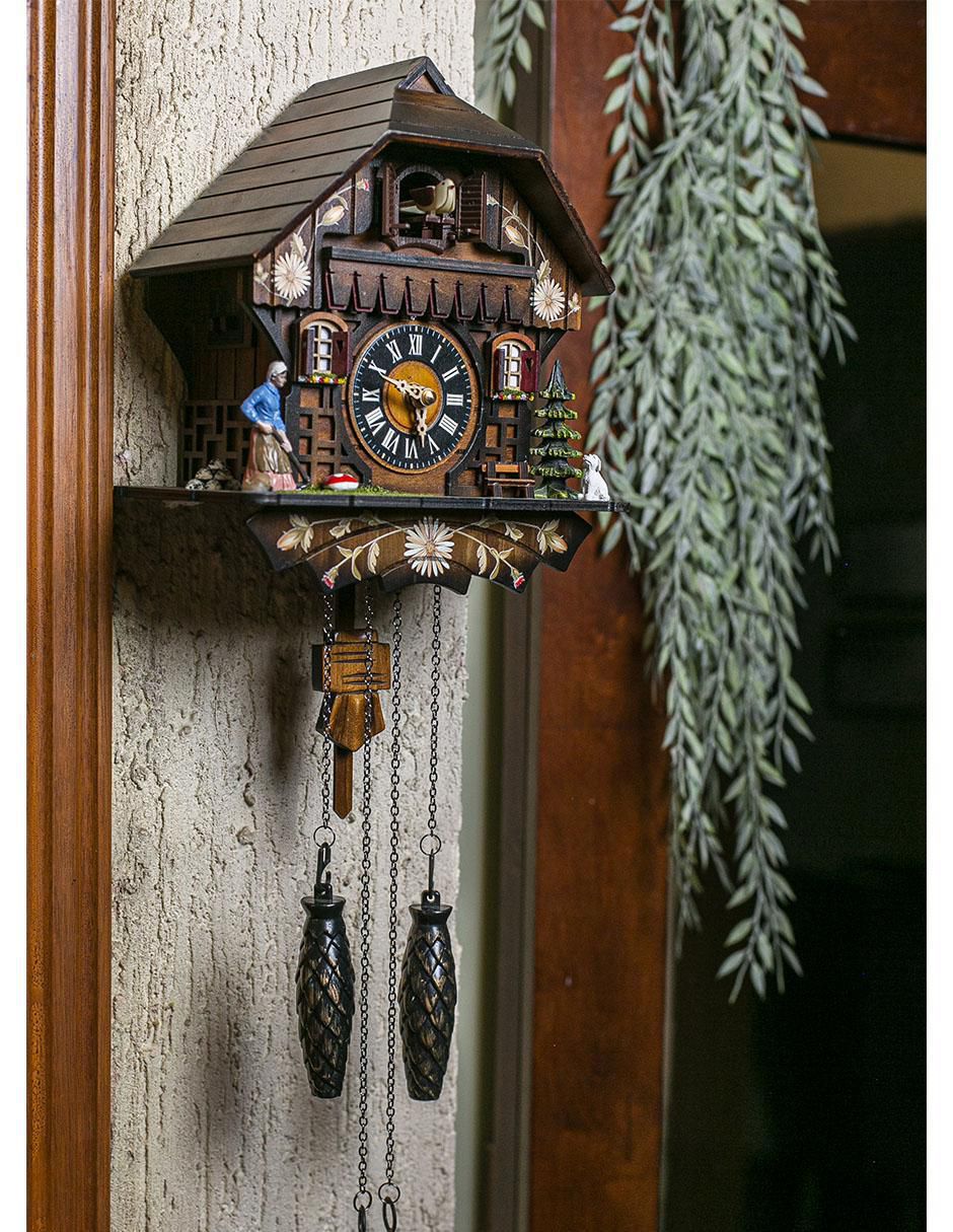 Reloj cucú de madera 2