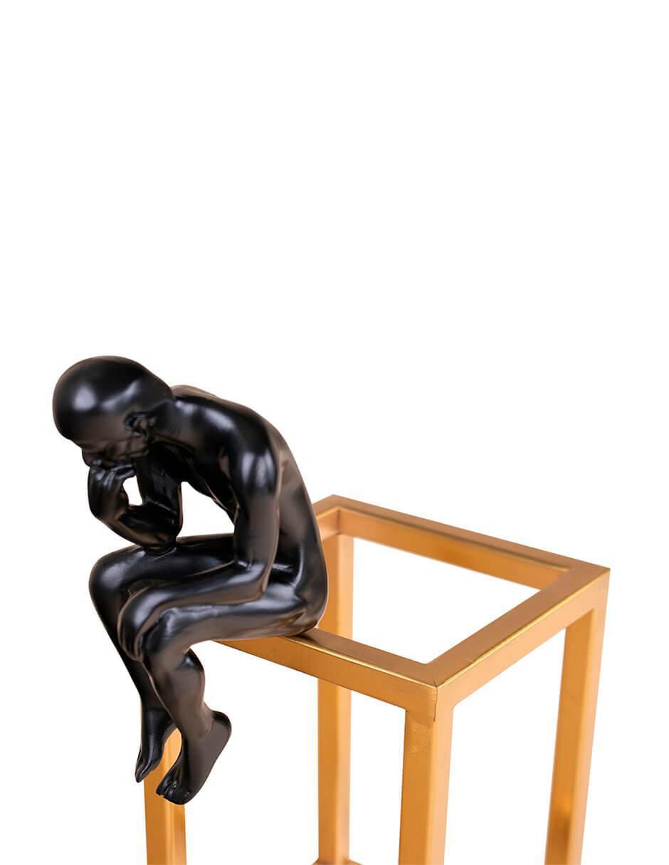 Figura de hombre Artístico de metal 2
