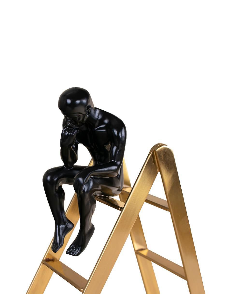 Figura de hombre Artístico de metal 2