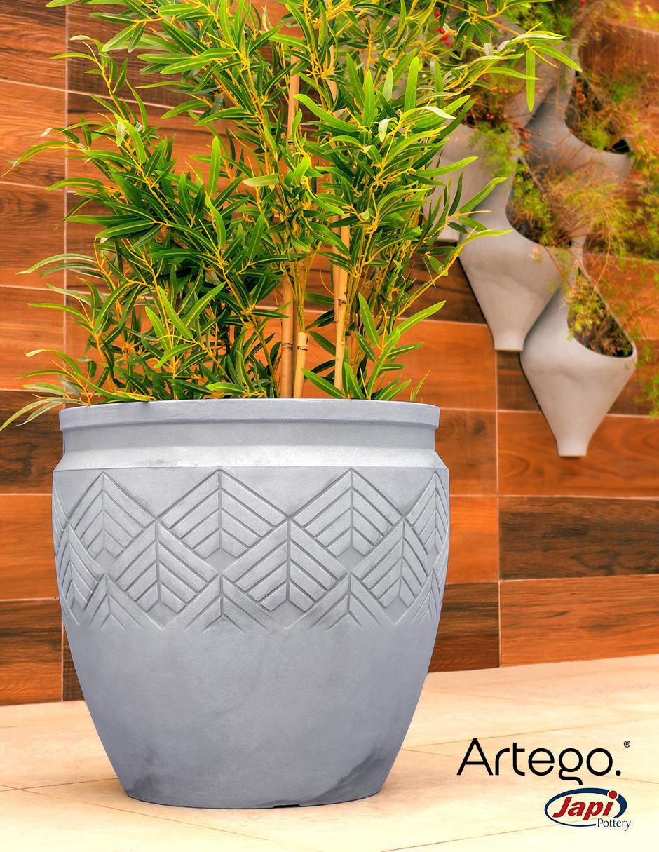 Maceta Tribe Japi de plástico con sistema automático de riego 5
