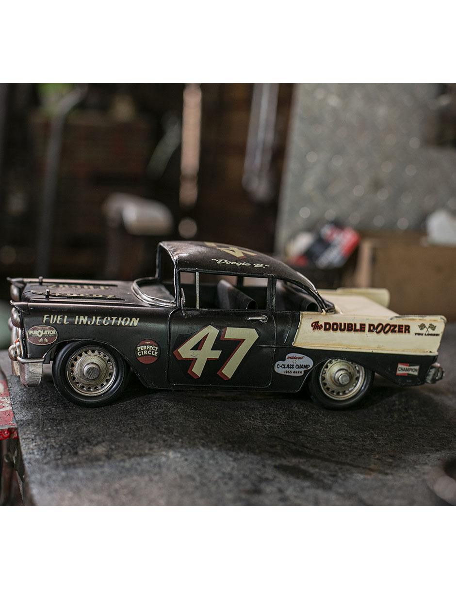 Figura de carrito de metal 4