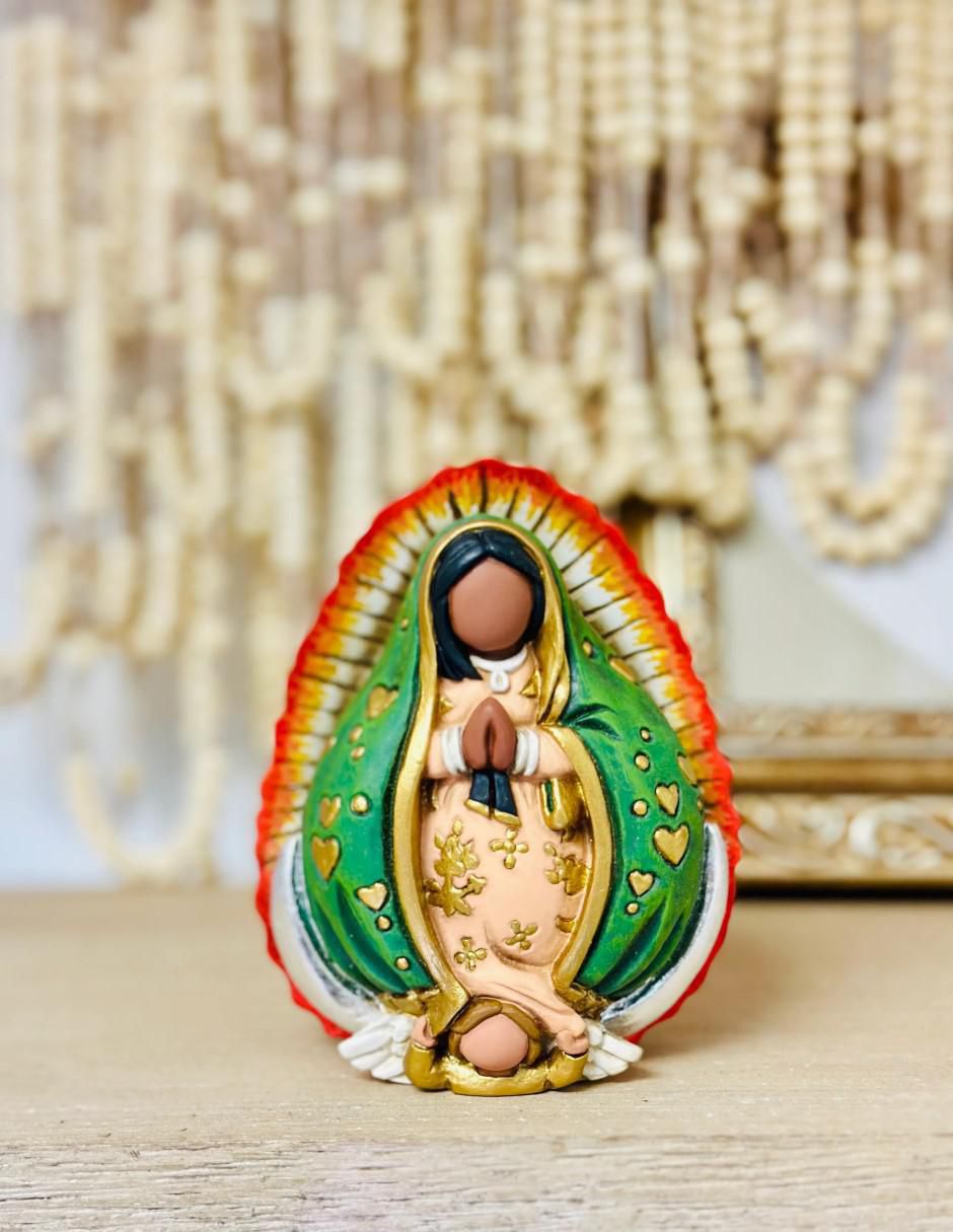 Escultura religiosa Virgen Guadalupe 4
