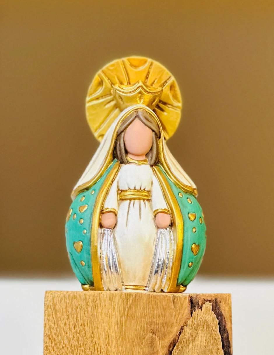 Escultura religiosa Virgen Milagrosa 2