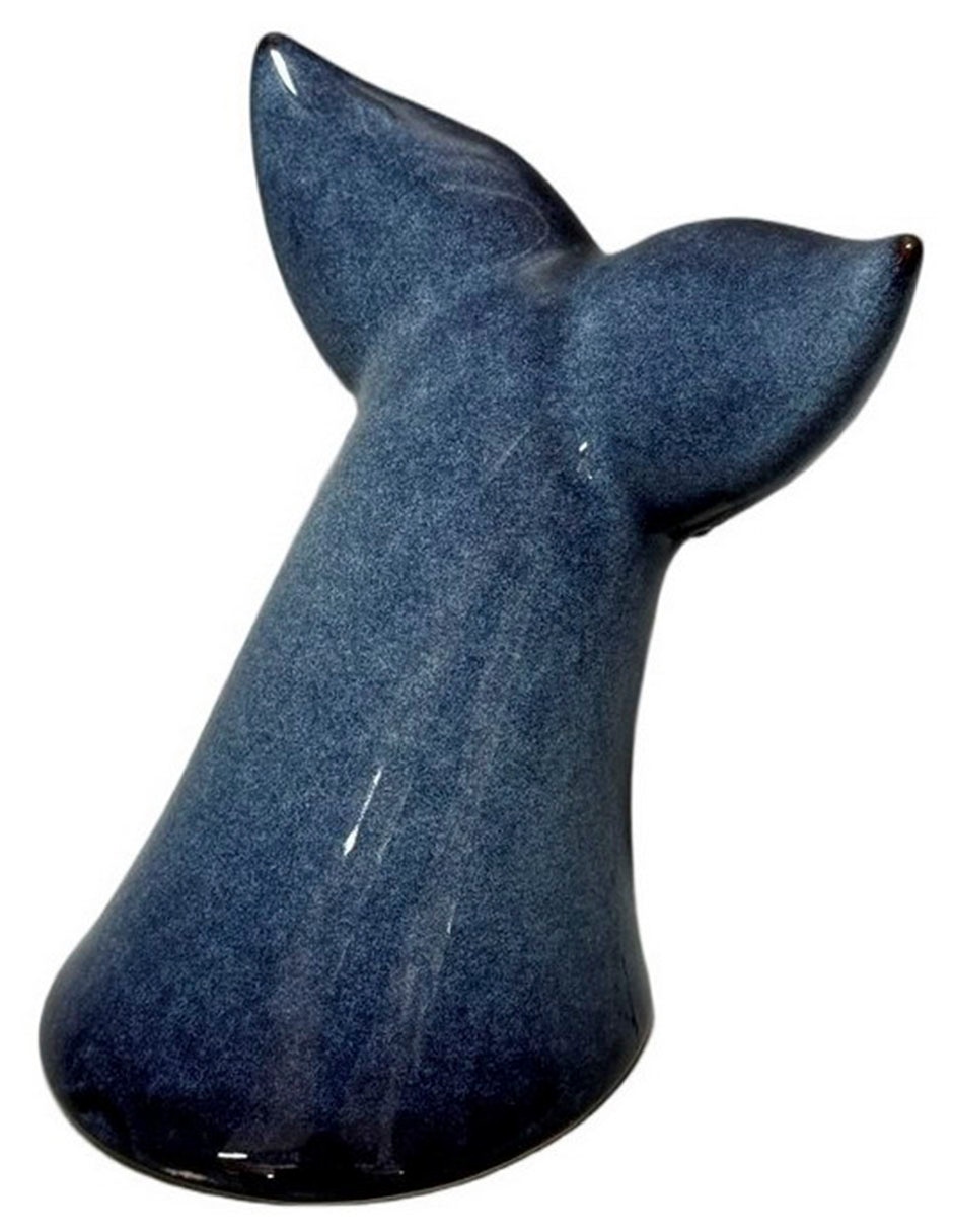 Figura de ballena de cerámica