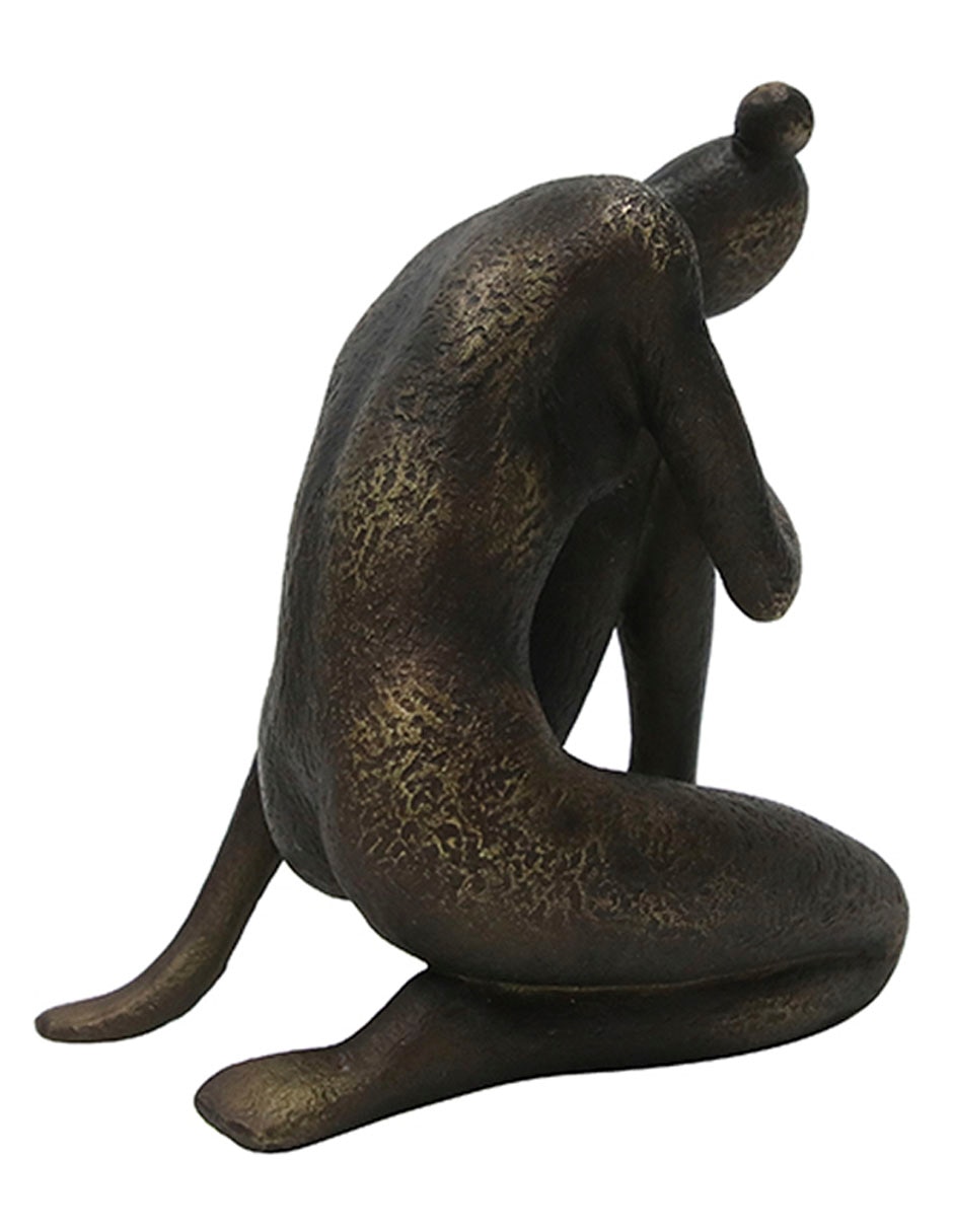 Figura Lady de resina 2