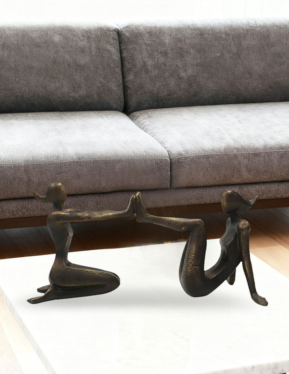 Figura Two Ladies de resina 4