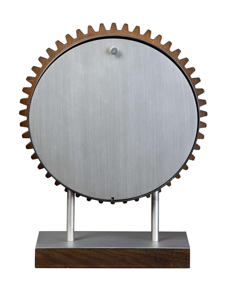 Reloj mesa de metal 7
