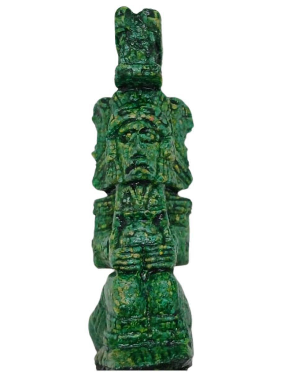 Figura de daga de vidrio 4