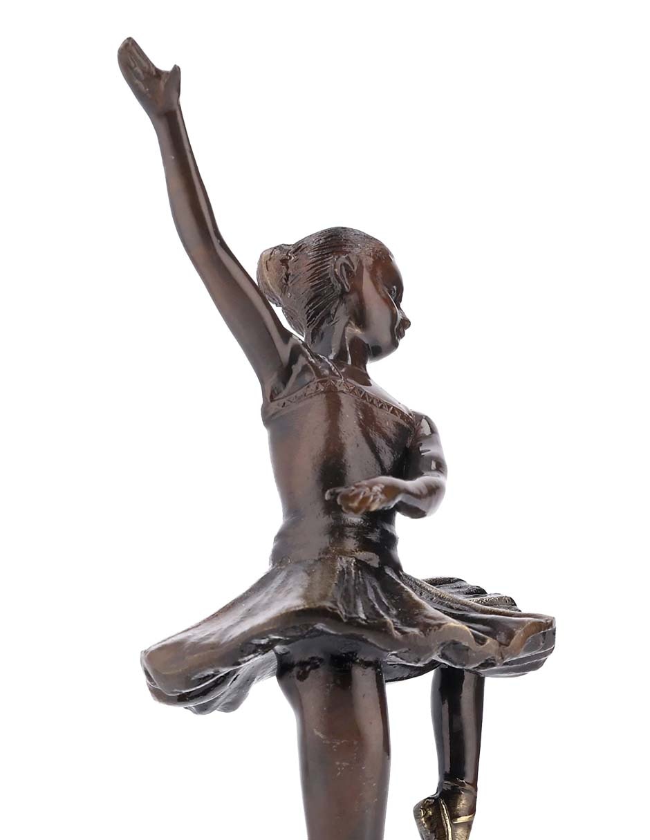 Figura decorativa de bailarina 4