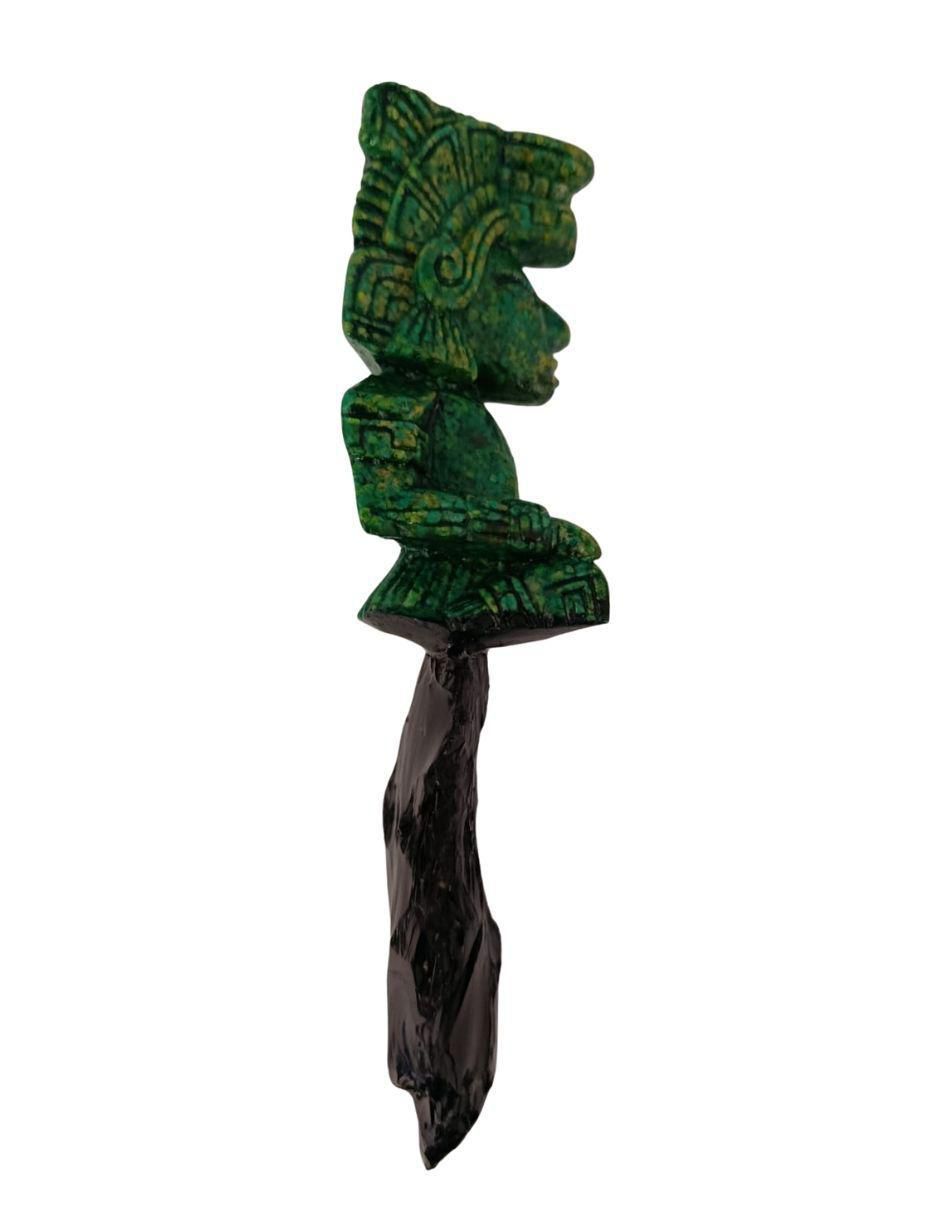 Figura de daga de vidrio 2